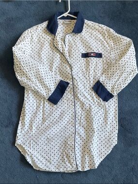 Tommy Hilfiger White Nightshirt with Navy Trim